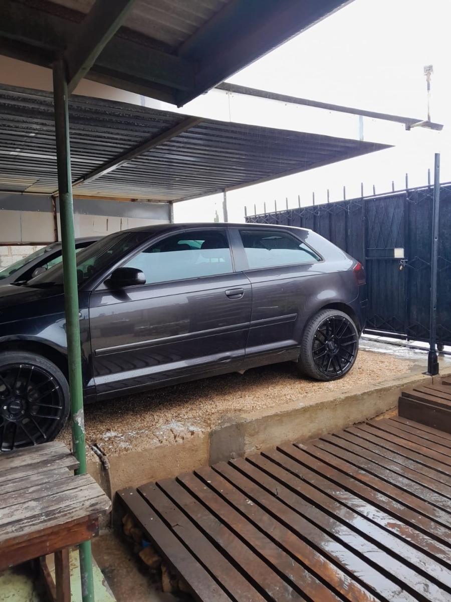 3 Bedroom Property for Sale in Heuwelkruin Eastern Cape